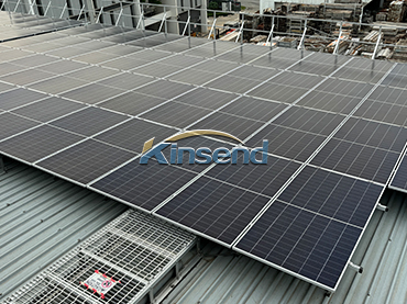 تركيب أسطح معدنية وأسوار، سنغافورة